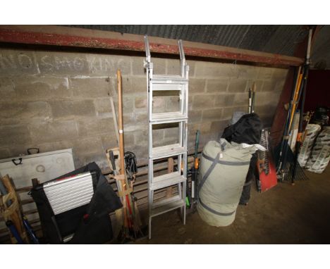 A light weight set of aluminium combination steps 