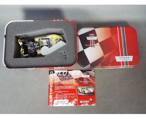 Slotter Classics - A limited edition Lola T70 Spyder as driven by Roger McKlusky at Mosport Park in 1967. #9516. This car com