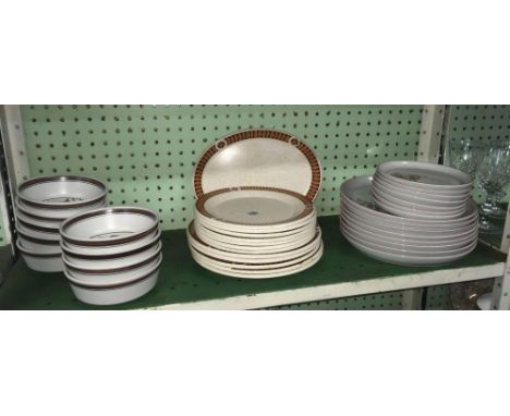 SHELF OF ANEMONE DISHES, ROYAL WORCESTERSHIRE CAROUSEL PLATES &amp; DENBY SUMMERFIELDS PLATES