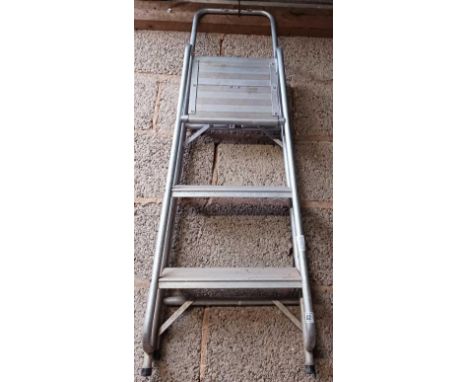 3 STEP TUBULAR ALUMINIUM STEP LADDER