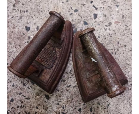 2 VINTAGE CAST IRON FLAT IRONS, NO.6 &amp; A NO.7