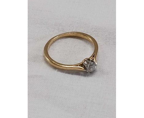 GOOD DIAMOND SOLITAIRE RING, 14 HIGH CARAT GOLD