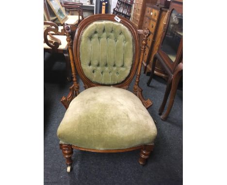 BUTTON BACK NURSING CHAIR