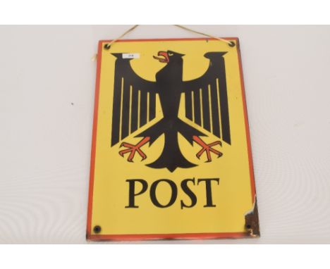 Emaille Duitse post schild 50X42 cm , 1 hoek schade. - Enamel German mail shield 50x42 cm, 1 corner damaged.