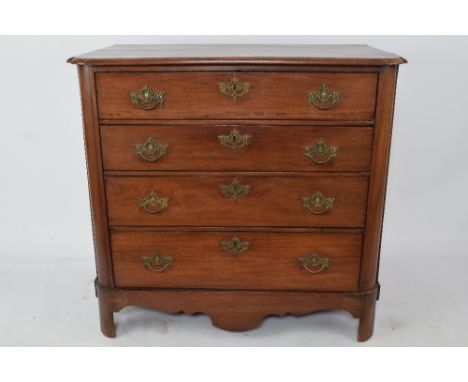 Mahoniehouten 4-laden commode 19e eeuw. - Mahogany 4-drawer commode 19th century