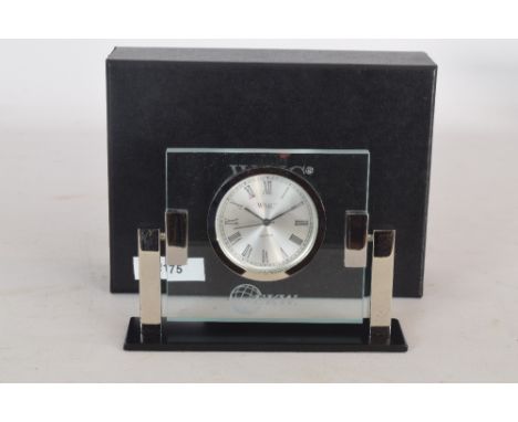 W.M.C. timepiece buroklok in originele box. - W.M.C. timepiece desk clock in original box