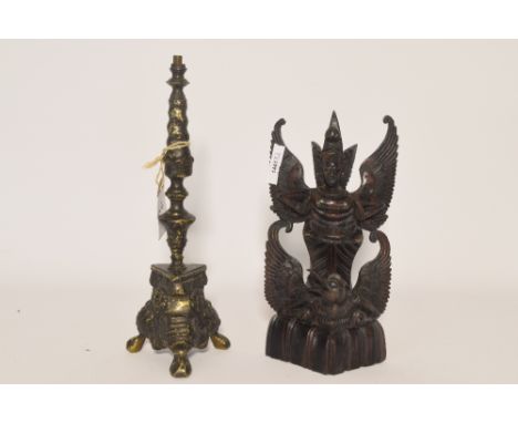 Bronzen kandelaar lampvoet + Indonesië snijwerk. - Bronze candlestick lamp base + Indonesian carving.