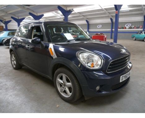 Make &amp; Model: Mini Countryman OneDate of Reg: EY60 HWJColour: Bluecc: 1598MoT: 26-08-2022Fuel Type: PETROLMileage: 58kTra