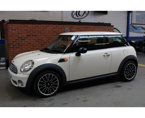 Make &amp; Model: Mini OneDate of Reg: EF08 CWPColour: Whitecc: 1397MoT: 11-03-2023Fuel Type: PETROLMileage: 89kTransmission: