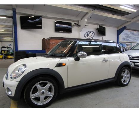 Make &amp; Model: Mini CooperDate of Reg: MK57 VZEColour: Whitecc: 1598MoT: 15-07-2022Fuel Type: PETROLMileage: 84kTransmissi