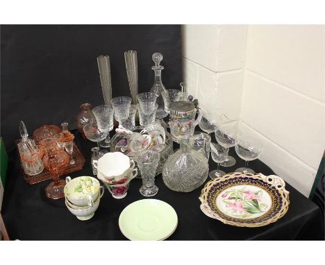 Collection fo glass and ceramics, to include sherry glasses, wine glasses, decanters, tea cups and saucers, bowl, etc, (qty)