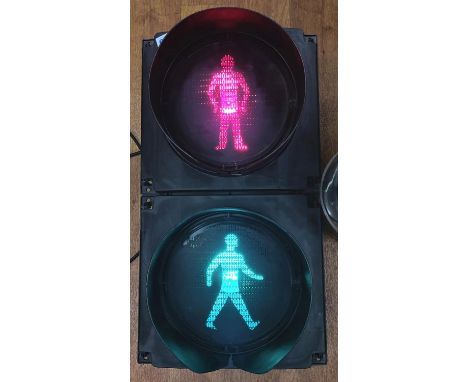 Retro 2 light traffic light display in full working order - made from hard wearing plastic. 35cm wide x 64cm height, 31cm dep