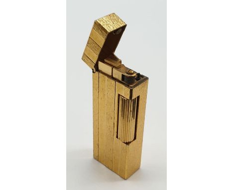 Gold plated Dunhill lighter, 6.5cm long approx in good condition 