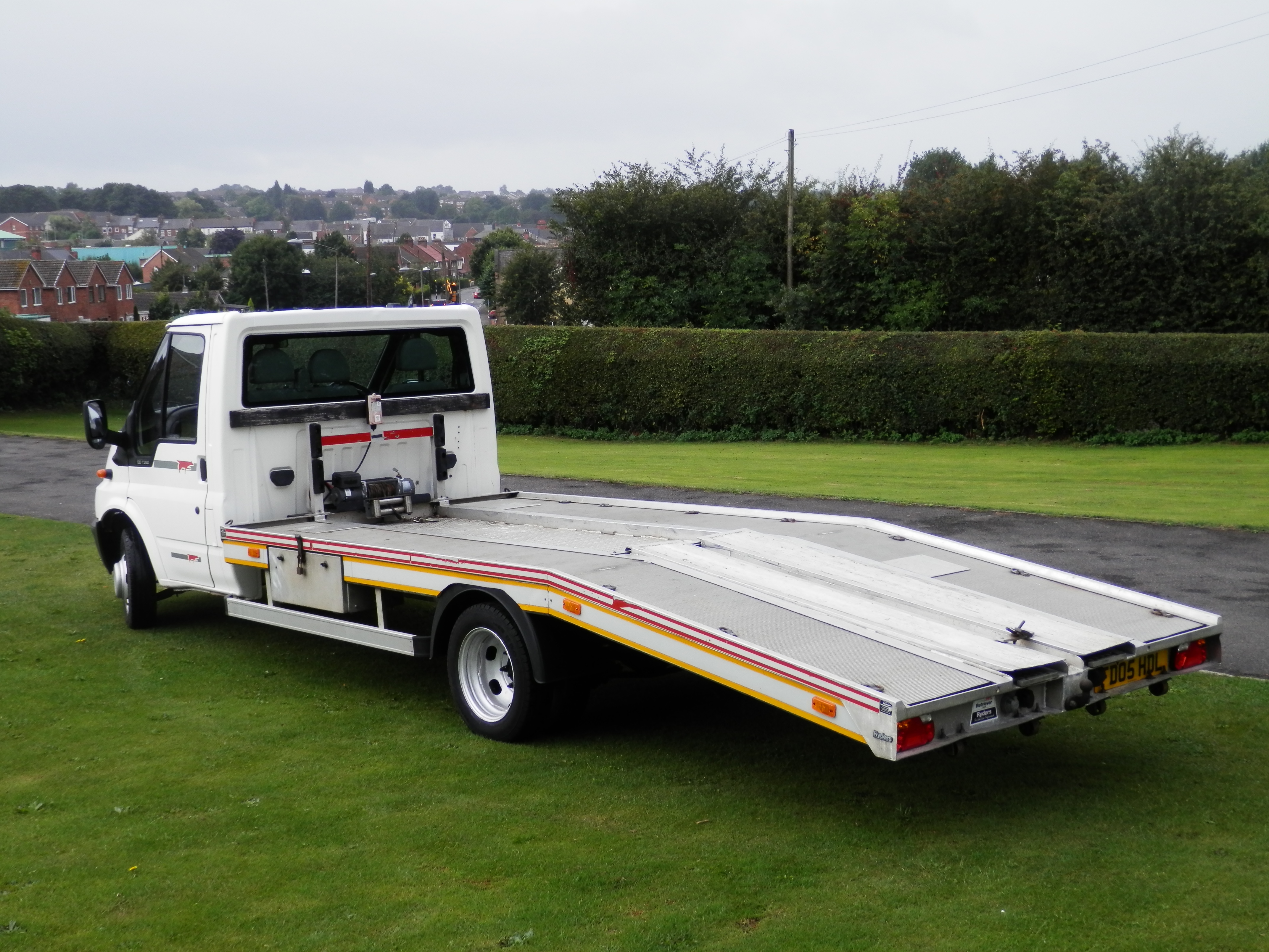 GT 2005/05 FORD TRANSIT T350 135 BHP FLATBED RECOVERY TRUCK, £5000 RYDERS BED & WINCH CONVERSIO