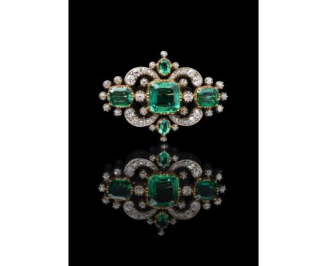 Y A REGENCY EMERALD AND DIAMOND BROOCHCIRCA 1815Set with a central squared cushion cut emerald estimated to weigh 2.47 carats