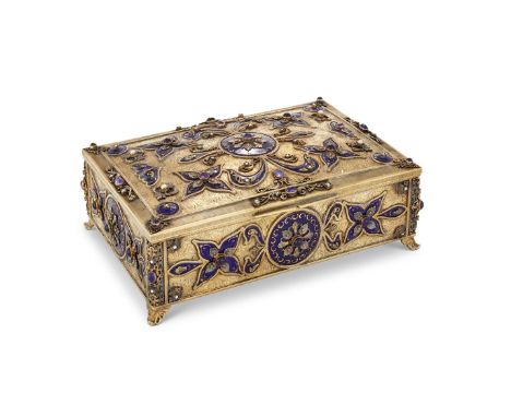 A SILVER GILT COLOURED MOUNTED AND ENAMEL RECTANGULAR MUSICAL BOX REUGE MUSIC, stamped 925, 20TH CENTURYThe cover and body wi