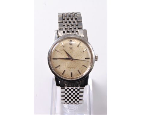 A gentleman's Omega Seamaster wristwatch, the round dial with steel baton numerals and hands, steel case 32mm diameter, with 
