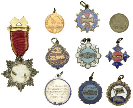 Amalgamated Society of Railway Servants, a silver badge, inscribed (Tothill, City Road, London), 43mm, and a smaller brass an