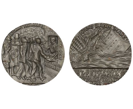 Sinking of the SS Lusitania, 1915, a cast English copy of the medal by K. Goetz, liner sinking, legend and date 5 may 1915 in