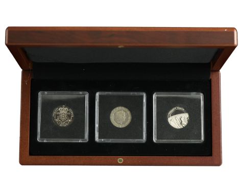Elizabeth II, 20 Pence, undated, mule of the obv. type of 1998-2008 and the new rev. type of 2008 (S G4A); together with Proo