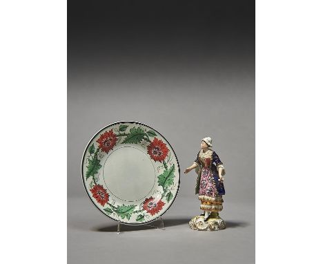 A WEDGWOOD WHITEWARE PLATE, C1820, PAINTED PREDOMINATELY IN RED AND GREEN WITH TRAILING FLOWERS, 20CM DIAM, IMPRESSED MARK AN