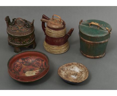 FOLK ART.&nbsp;FIVE NORWEGIAN POLYCHROME WOOD VESSELS, 19TH/EARLY 20TH C INCLUDING TWO BOWLS, THE LARGEST 33CM DIAM Condition