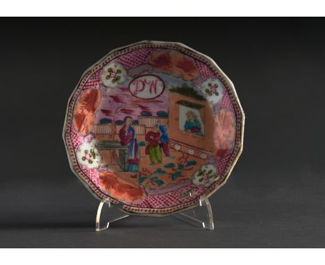 A NEW HALL INITIALLED BOY AT THE WINDOW PLATE, PATTERN 425, C1800, PAINTED IN PUCE WITH THE INITIALS D W IN AN OVAL, 15CM DIA