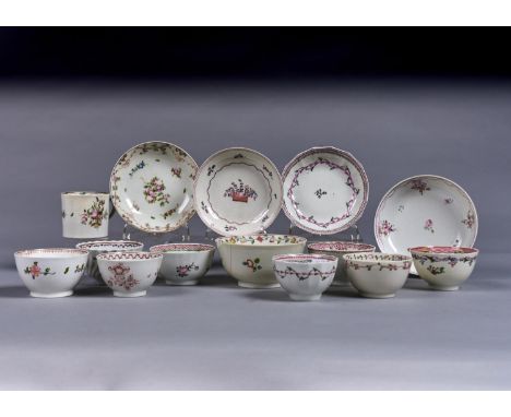 A COLLECTION OF NEW HALL AND CONTEMPORARY TEA BOWLS, SAUCERS, A COFFEE CAN AND SUGAR BASIN AND TWO CHINESE TEA BOWLS AND A SA