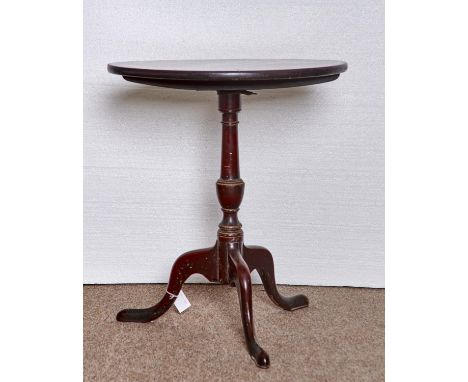 A GEORGE III MAHOGANY TRIPOD TABLE, LATE 18TH C, THE ROUND TOP ON VASE KNOPPED PILLAR, 69CM H, 61CM DIAM Condition report Min