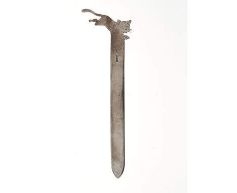 A GEORGE V SILVER CAT HANDLED LETTER KNIFE, 20CM L, BY S MORDAN &amp; CO LTD, CHESTER 1912, 2OZS 8DWTS Condition reportGood c