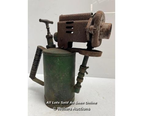*VERY LARGE VINTAGE ORIGINAL LARGE MONITOR BRASS &amp; STEEL BLOW TORCH LAMP 