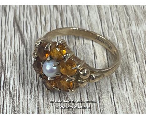 *9CT GOLD LADIES ORANGE CITRINE AND PEARL RING SIZE K,4.5 GRAMS,CIRCA 1960,S