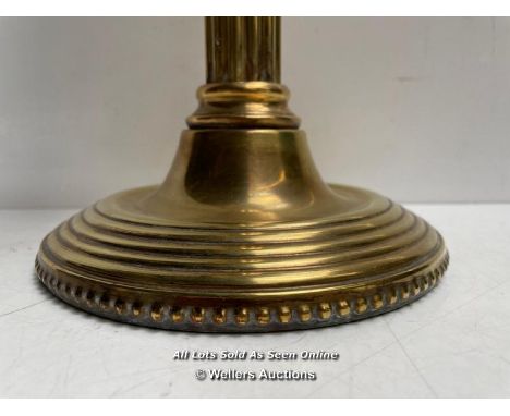 *TALL  VINTAGE BRASS OIL LAMP   DUPLEX DOUBLE BURNER - 72CM TALL