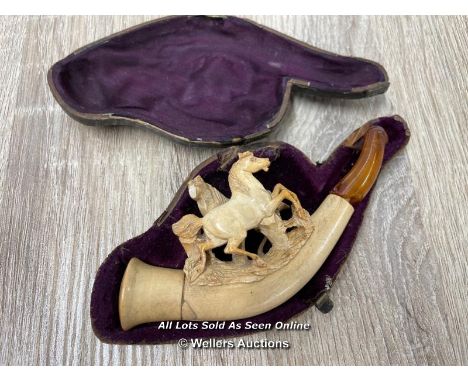 *ANTIQUE MEERSCHAUM TOBACCO PIPE WITH AMBER STEM MOUTHPIECE. CARVED HORSES / IN NEED RESTORATION