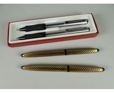 A MODERN BRUSHED CHROME SHEAFFER AWARD BALLPOINT PEN & PENCIL SET with rubber grips & chrome-plated clips, twist-retract mech