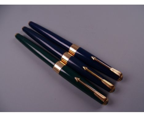 THREE VINTAGE PARKER 17 FOUNTAIN PENS two blue & one green, all with wide gold plated band