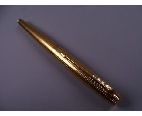 VINTAGE PARKER 75 14ct GOLD FILLED FOUNTAIN PEN in Tiffany Grid design