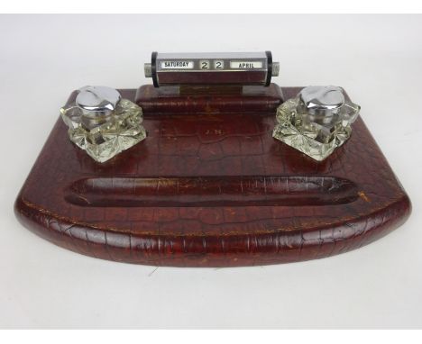 Art Deco leather Crocodile effect desk stand with perpetual calendar    Condition Report   Click here for further images, con