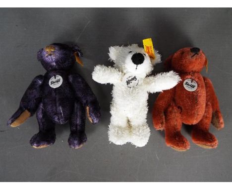 Steiff - three Steiff bears to include #040276, #040252, #111785, all with tags, yellow labels and buttons, average height ap