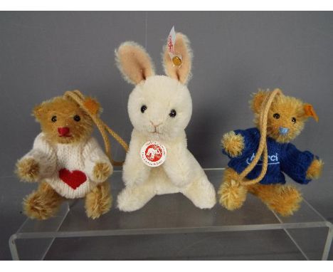 Steiff - three Steiff bears to include #028243, #028212, both with tags, yellow labels and buttons and a Steiff Rabbit #03440