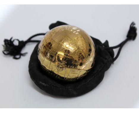 A vintage Pygmalion globe compact