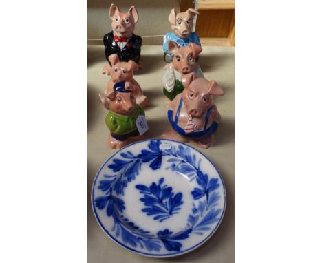 6 Wade NatWest pigs, and a soup plate 
