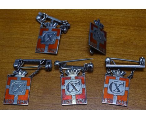 5 Georg Jensen and red enamel badges 
