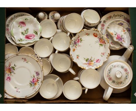 A large collection of mixed ceramics, mostly mid to late 20th century or modern Royal Worcester table or dinner ware, to incl