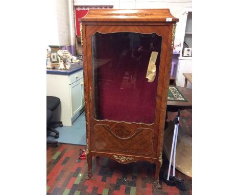 A good French kingwood effect and ormulu effect mounted display cabinet, the caddy top with detailed floral design above a wa