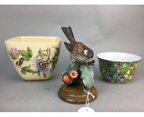 ITALIAN FIGURE OF A BIRD, along with a ceramic table lamp, a handpainted ceramic planter and another bowl (4)