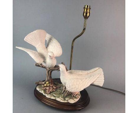 20TH CENTURY CERAMIC LAMP, 43.5cm high, modelled with birds