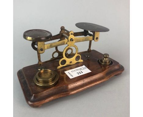 SET OF POSTAL SCALES AND WEIGHTS