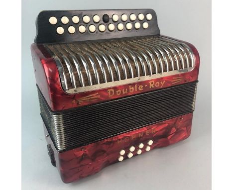 SMALL HOHNER BUTTON ACCORDIAN