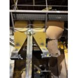 2- sand hoppers with feed belt